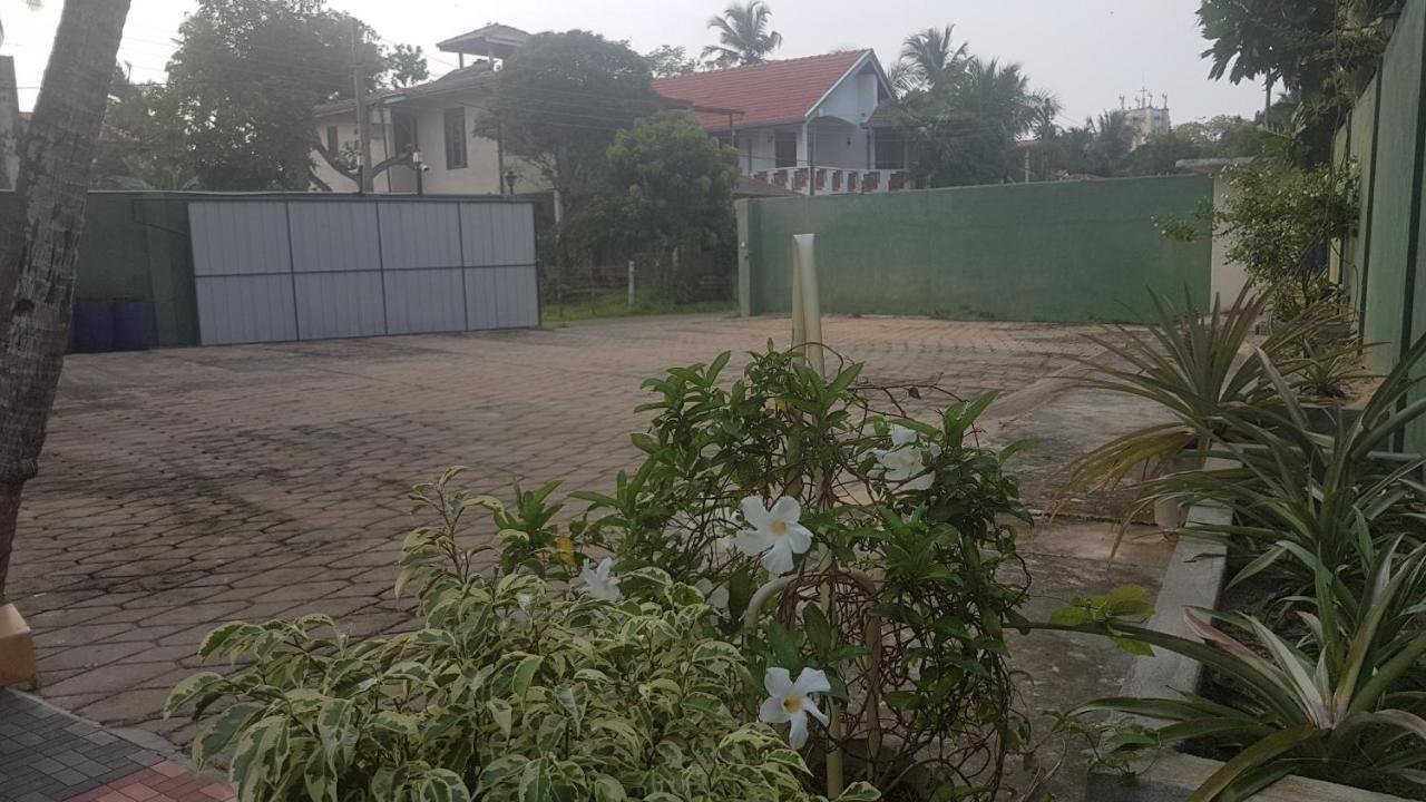 Ronny Cottage Negombo Dış mekan fotoğraf